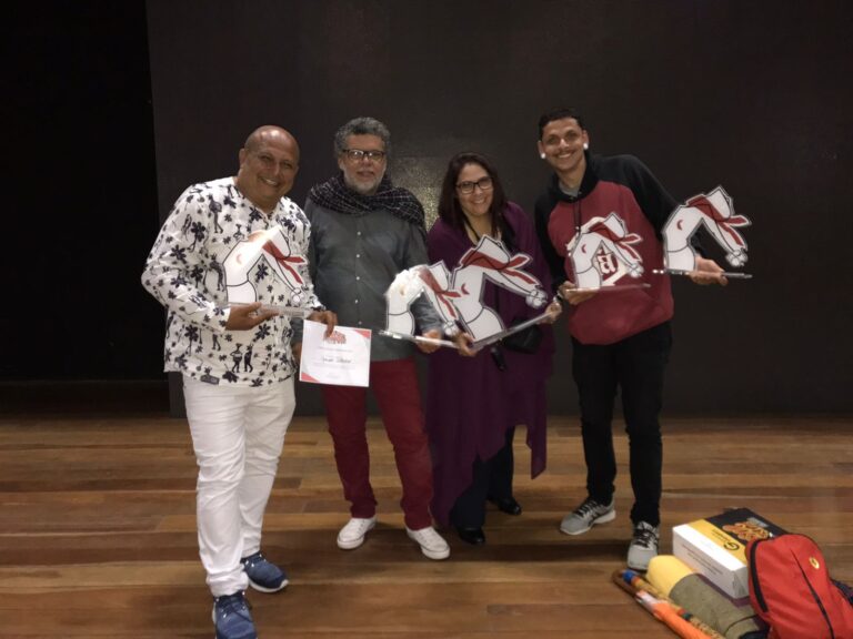 Grupo Artpalco fatura cinco prêmios no 6º Festival Internacional de Teatro de Guaranésia (Feteg)