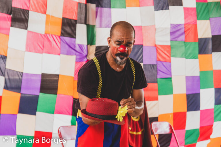 Cia Corpo na Contramão apresenta o espetáculo “Minha Vida de Palhaço” em Taquaruçu