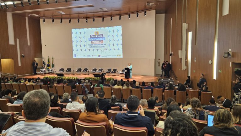 Representante de Comitê de Cultura no Tocantins ministra palestra no III Seminário Internacional Marco Regulatório das Organizações da Sociedade Civil (MROSC)